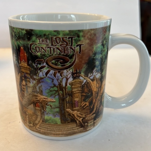 Universal Studios islands of adventure coffee mug - Picture 3 of 5